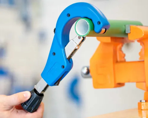 Jonard Tools - TC-300 - Tube Cutter for 1/4" (6.3mm) to 3" (76mm) OD Tubes.
