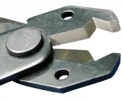Platinum Tools - 15001C - V-Notch Wire Stripper. Clamshell.
