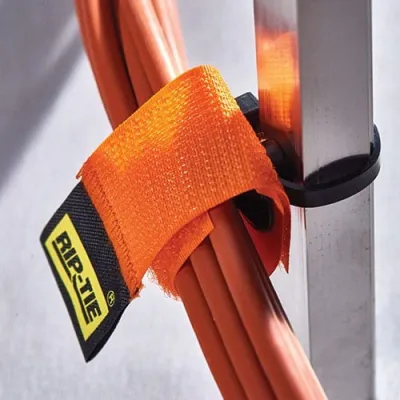 Rip-Tie - S-P9 - One Inch Wide PIVOTING CableHanger 1" x 9