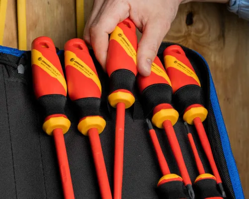 Jonard Tools - TK-110INS - 11 Piece Insulated Tool Kit