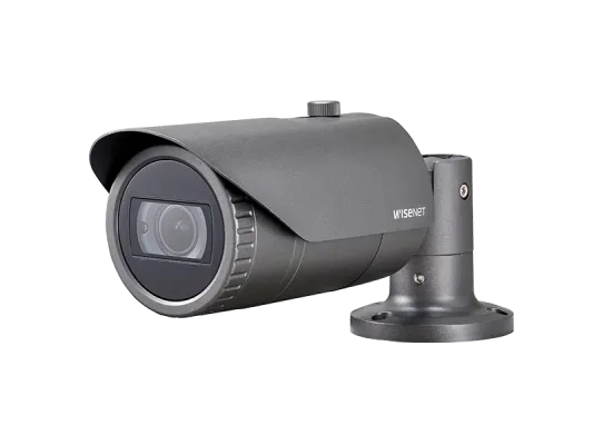 Hanwha - HCO-7070RA - Wisenet HD+ 4MP IR bullet camera, AHD or CVBS formats are available, manual vari-focal Lens (3.1X) (3.2-10mm), true D/N, 24VAC/12VDC, IR distance 98 feet, IP66/IK10.