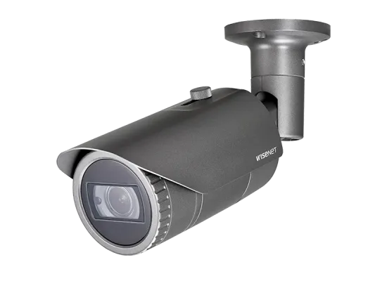 Hanwha - HCO-7070RA - Wisenet HD+ 4MP IR bullet camera, AHD or CVBS formats are available, manual vari-focal Lens (3.1X) (3.2-10mm), true D/N, 24VAC/12VDC, IR distance 98 feet, IP66/IK10.