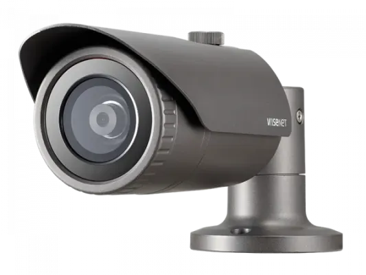 Hanwha - QNO-7022R - Wisenet Q network outdoor vandal bullet camera, 4MP @30fps, 4mm fixed focal lens (78°), triple codec H.265/H.264/MJPEG with Wisestream II, 120dB WDR, IR LEDs range 82', motion detection, tampering, defocus detection, hallway View