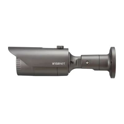 Hanwha - QNO-8020R - Wisenet Q network outdoor vandal bullet camera, 5MP @ 30fps, 4.0mm fixed focal lens (79°), triple codec H.265/H.264/MJPEG with Wisestream II, 120dB WDR, IR LEDs range 82', defocus detection, hallway View, built-in SD card slot (1