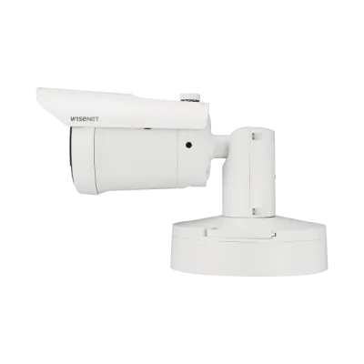 Hanwha - XNO-C7083R - Powered by WN7, Outdoor Network AI IR Bullet Camera, 4MP resolution @ 60FPS (WDR off)/30FPS (WDR on), 2.8~10mm(3.6x) (109.7°~30.4°) motorized varifocal lens, Triple codec (H.265/H.264/MJPEG), IR viewable length 40m (131.2ft), US