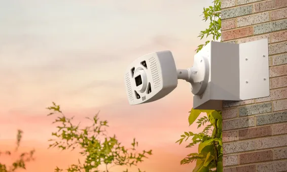 Digital Watchdog - DWC-XSBF08LiF - 4K Network IP Bullet Camera with 6-22mm Lens