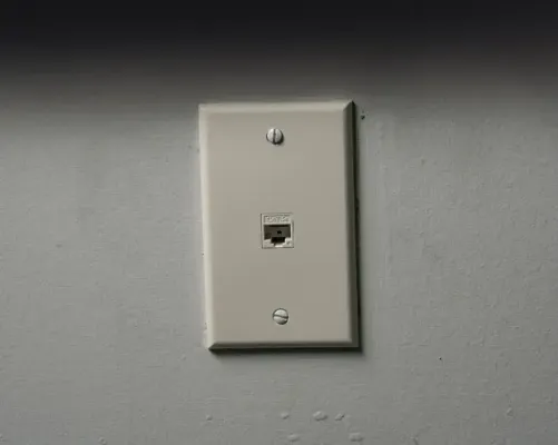 Jonard - K-W1/10 - Single Gang Keystone 1 Port Wall Plate 10 Pack 